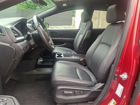 Certified 2024 Honda Odyssey Sport image 14