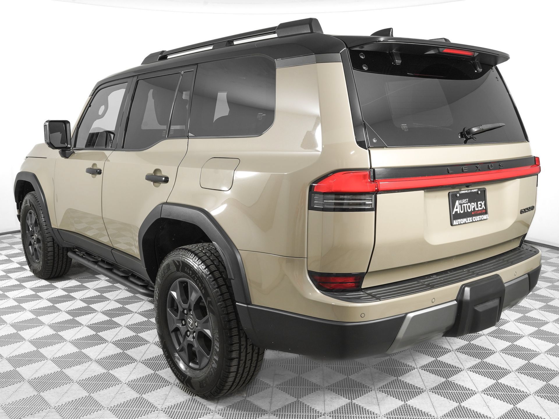 Used 2024 Lexus GX 550 AWD/4WD image 6