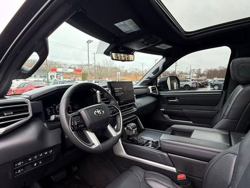 Used 2024 Toyota Tundra Platinum image 11