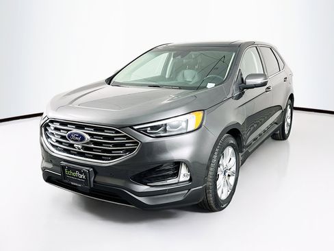 Used 2020 Ford Edge Titanium w/ Equipment Group 301A image 3