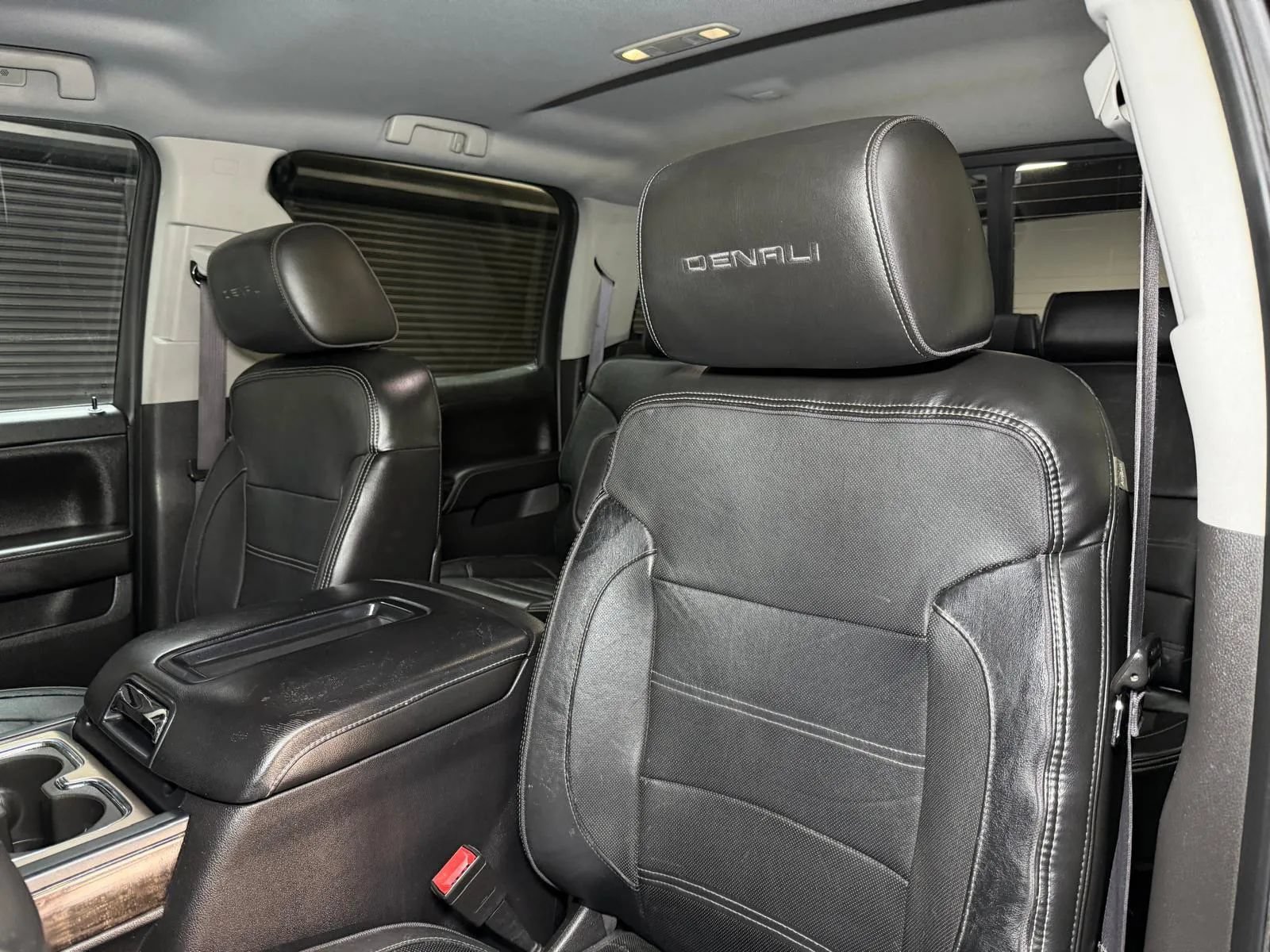 Used 2015 GMC Sierra 1500 Denali w/ Driver Alert Package AWD/4WD image 24