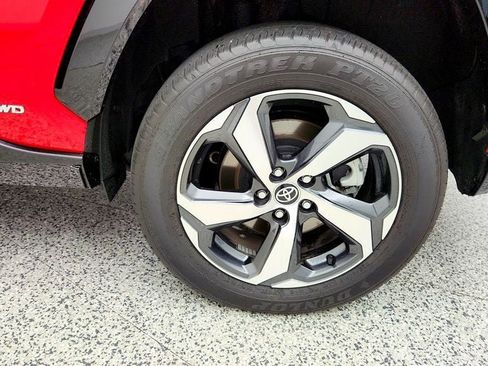 Used 2023 Toyota RAV4 SE w/ Weather & Moonroof Package AWD/4WD image 9