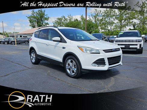 Used 2016 Ford Escape SE w/ Equipment Group 201A AWD/4WD image 4