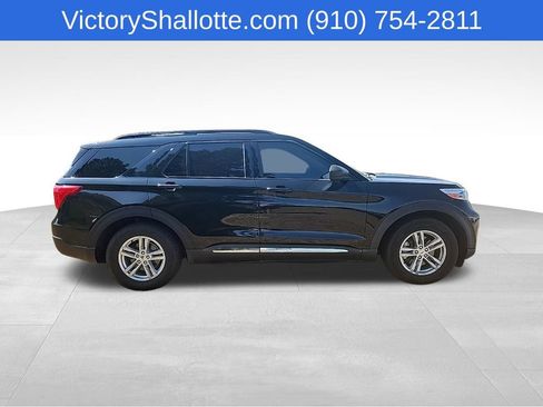 Used 2021 Ford Explorer XLT w/ Equipment Group 202A RWD image 31