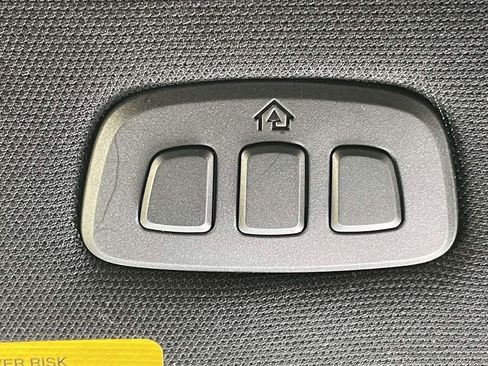 Used 2024 Ford F150 Lariat w/ Bed Utility Package AWD/4WD image 30