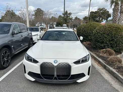 Used 2025 BMW i4 eDrive40 w/ Premium Package image 2