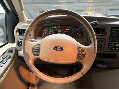 Used 2003 Ford Excursion Eddie Bauer AWD/4WD image 11