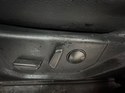 Used 2022 Ford F250 Lariat w/ Black Appearance Package image 61