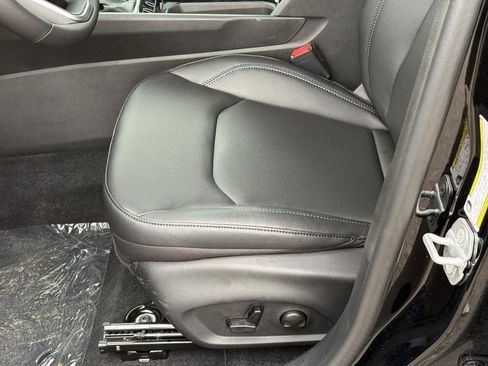 New 2026 Jeep Compass Limited image 13