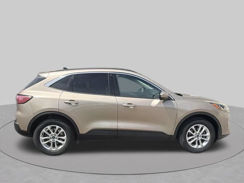 Used 2020 Ford Escape SE AWD/4WD image 2