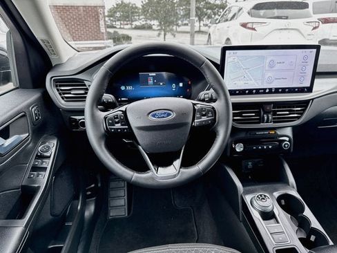 Used 2023 Ford Escape Active w/ Tech Pack #2 AWD/4WD image 19