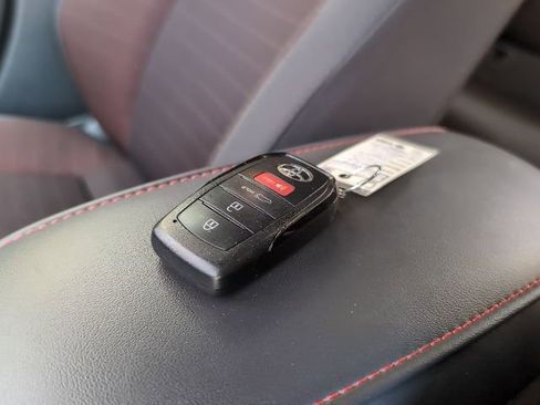 Used 2023 Toyota Corolla SE FWD image 28