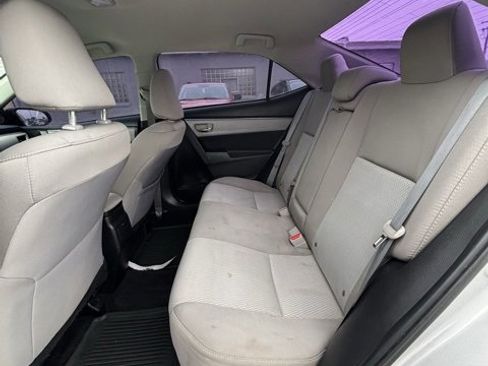 Used 2016 Toyota Corolla LE image 11