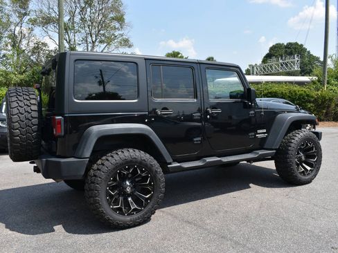 Used 2015 Jeep Wrangler Unlimited Sport w/ Quick Order Package 24S AWD/4WD image 2