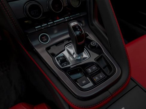 Used 2024 Jaguar F-TYPE R image 37