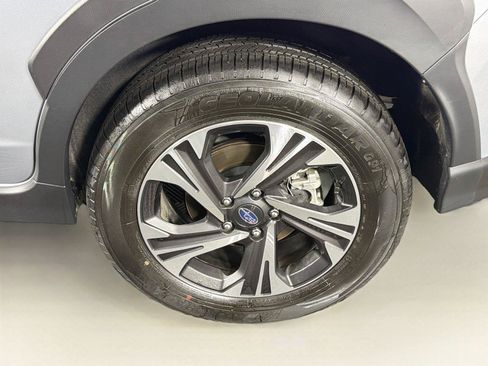 Used 2026 Subaru Crosstrek 2.5i Premium AWD/4WD image 33