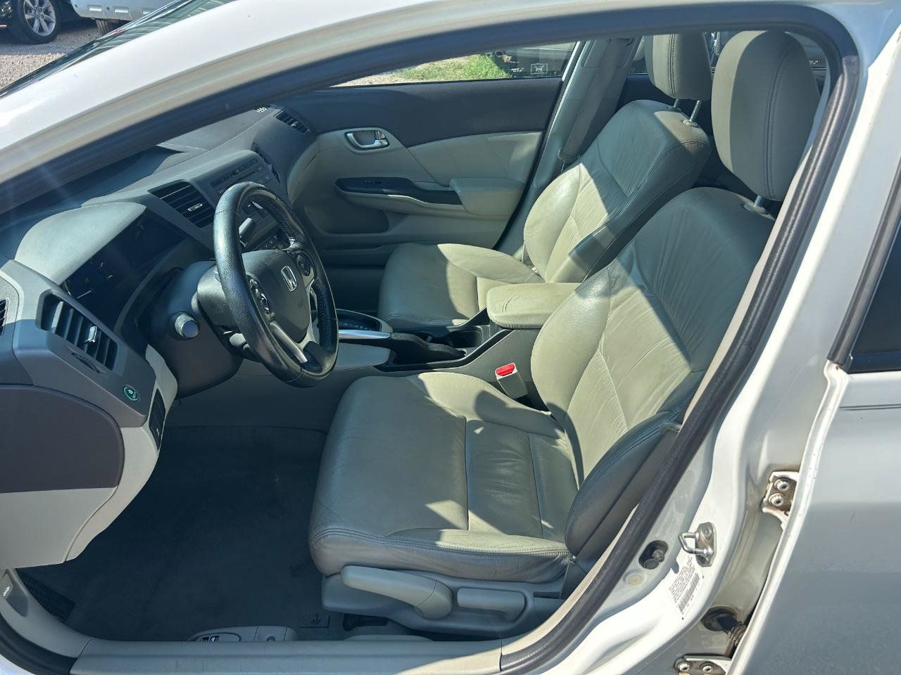 Used 2012 Honda Civic EX-L image 9