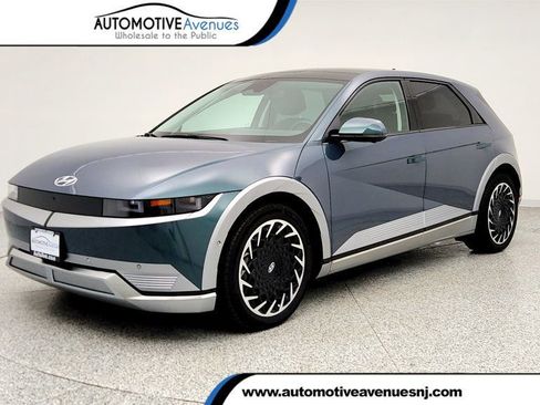 Used 2024 Hyundai Ioniq 5 Limited image 1