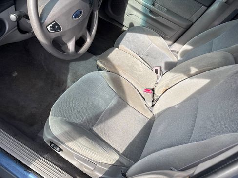 Used 2002 Ford Taurus SES image 16