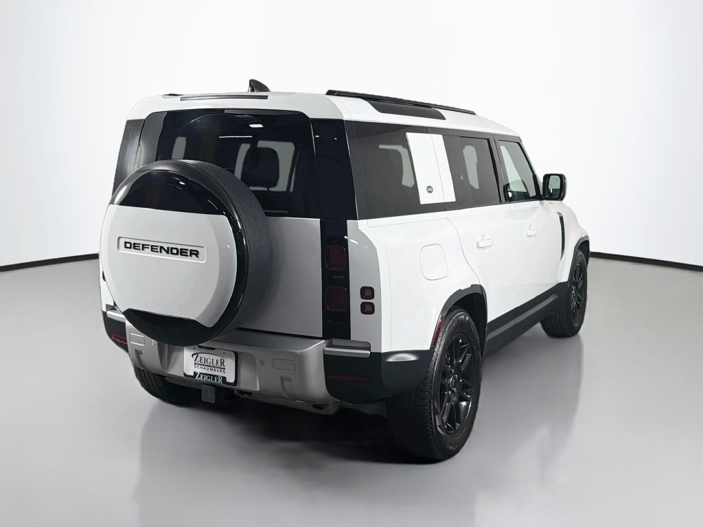 Used 2024 Land Rover Defender 110 S AWD/4WD image 7