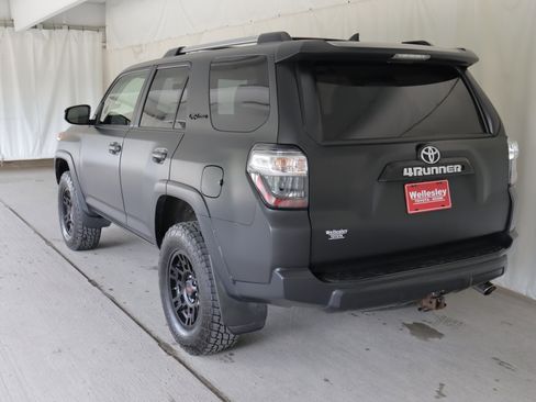 Used 2015 Toyota 4Runner TRD Pro AWD/4WD image 24