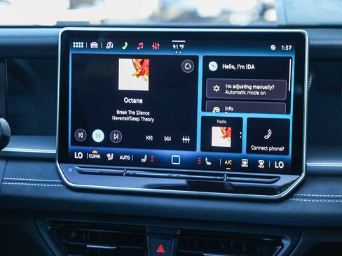 New 2026 Volkswagen Tiguan SE image 21