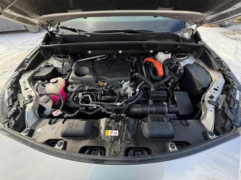 Used 2021 Toyota Venza XLE image 30