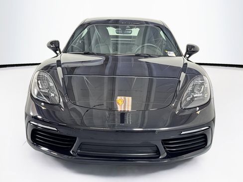 Certified 2022 Porsche 718 Cayman RWD image 6