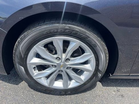 Used 2023 Chevrolet Malibu LT image 28