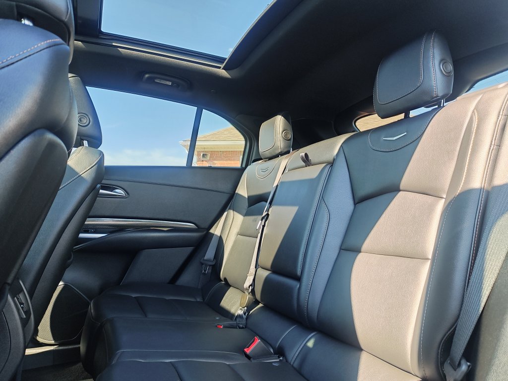 Used 2023 Cadillac XT4 Sport w/ LPO, Onyx Lite Package AWD/4WD image 16
