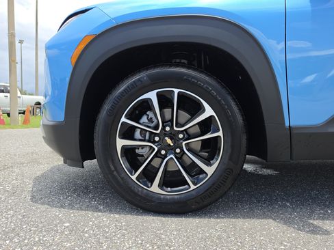 New 2026 Chevrolet TrailBlazer LT w/ Convenience Package FWD image 38