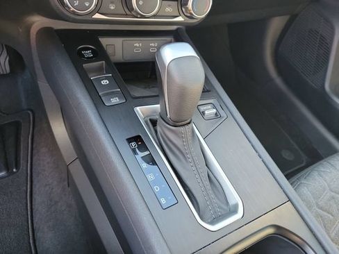 Used 2025 Nissan Kicks SV w/ Charging Package FWD image 23