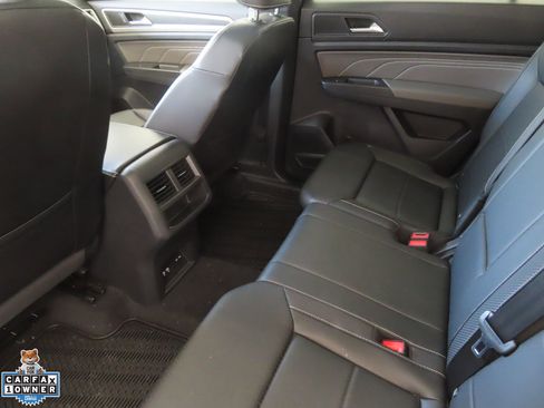 Used 2023 Volkswagen Atlas Cross Sport SEL AWD/4WD image 24