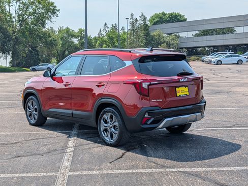 Certified 2024 Kia Seltos S AWD/4WD image 5