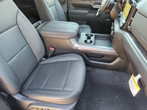 New 2026 Chevrolet Silverado 2500 LTZ w/ Trail Boss Package image 19