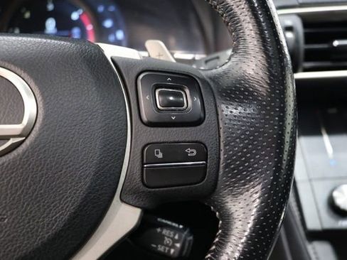 Used 2016 Lexus RC 200t RWD image 24