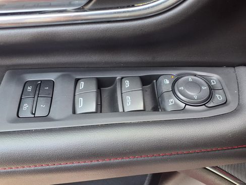 Used 2024 Chevrolet Tahoe RST w/ Luxury Package RWD image 12