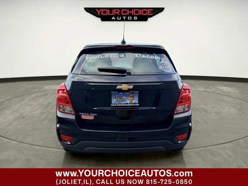 Used 2018 Chevrolet Trax LS AWD/4WD image 3