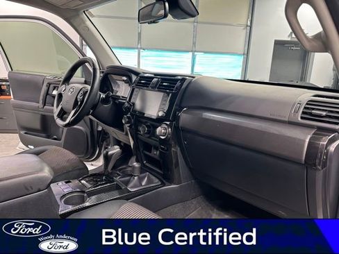 Used 2022 Toyota 4Runner TRD Off-Road image 26
