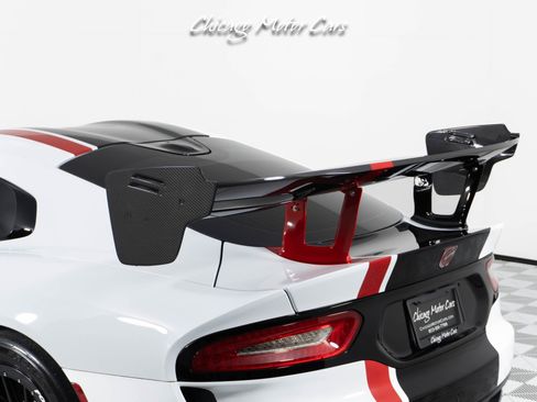 Used 2016 Dodge Viper ACR image 22