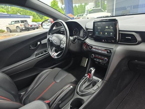 Used 2021 Hyundai Veloster Turbo FWD image 10