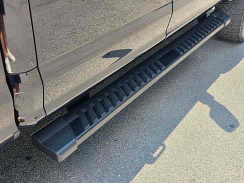 Used 2019 Ford F250 XLT w/ XLT Value Package AWD/4WD image 39