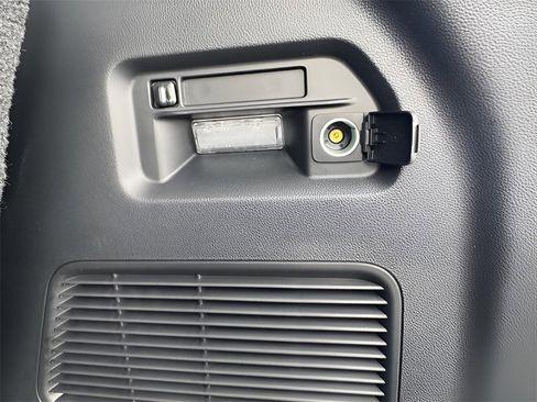 New 2025 Ford Explorer Active w/ Active Comfort Package image 9