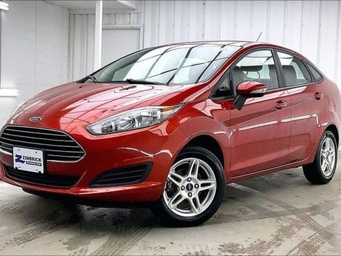 Used 2019 Ford Fiesta SE w/ Cold Weather Package image 2