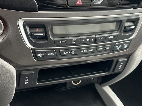 Used 2017 Honda Pilot EX-L image 23