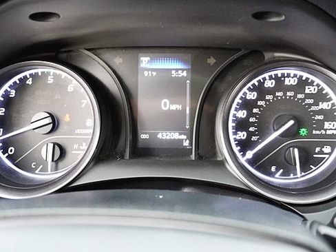 Used 2023 Toyota Camry SE FWD image 29