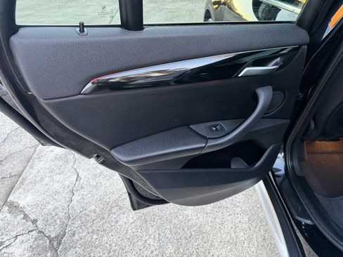 Used 2018 BMW X1 sDrive28i w/ Convenience Package image 14