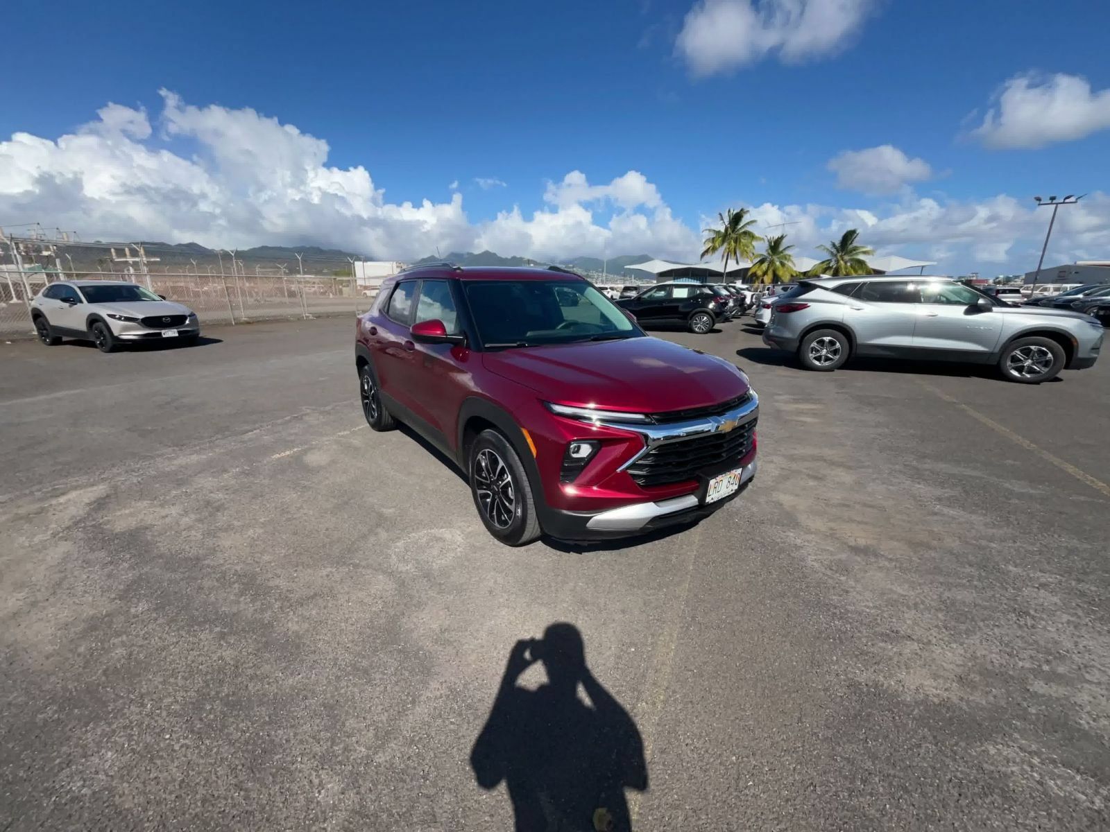 Used 2025 Chevrolet TrailBlazer LT FWD image 3