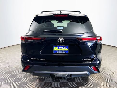 New 2026 Toyota Highlander Limited image 7