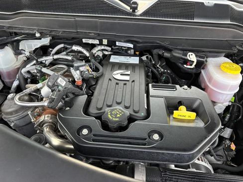 Used 2026 RAM 2500 Limited AWD/4WD image 30